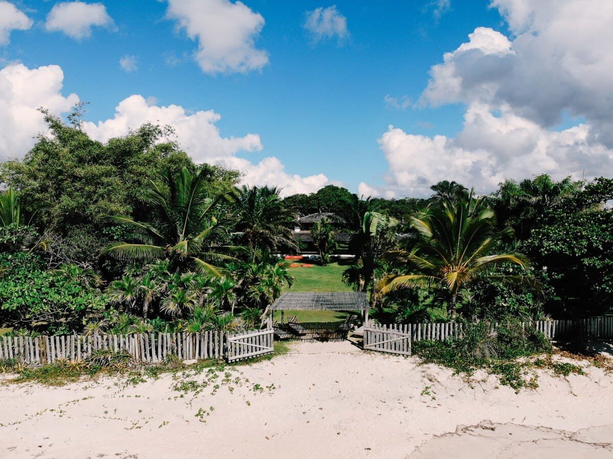Tranquility and Simplicity in Trancoso – BAH048
