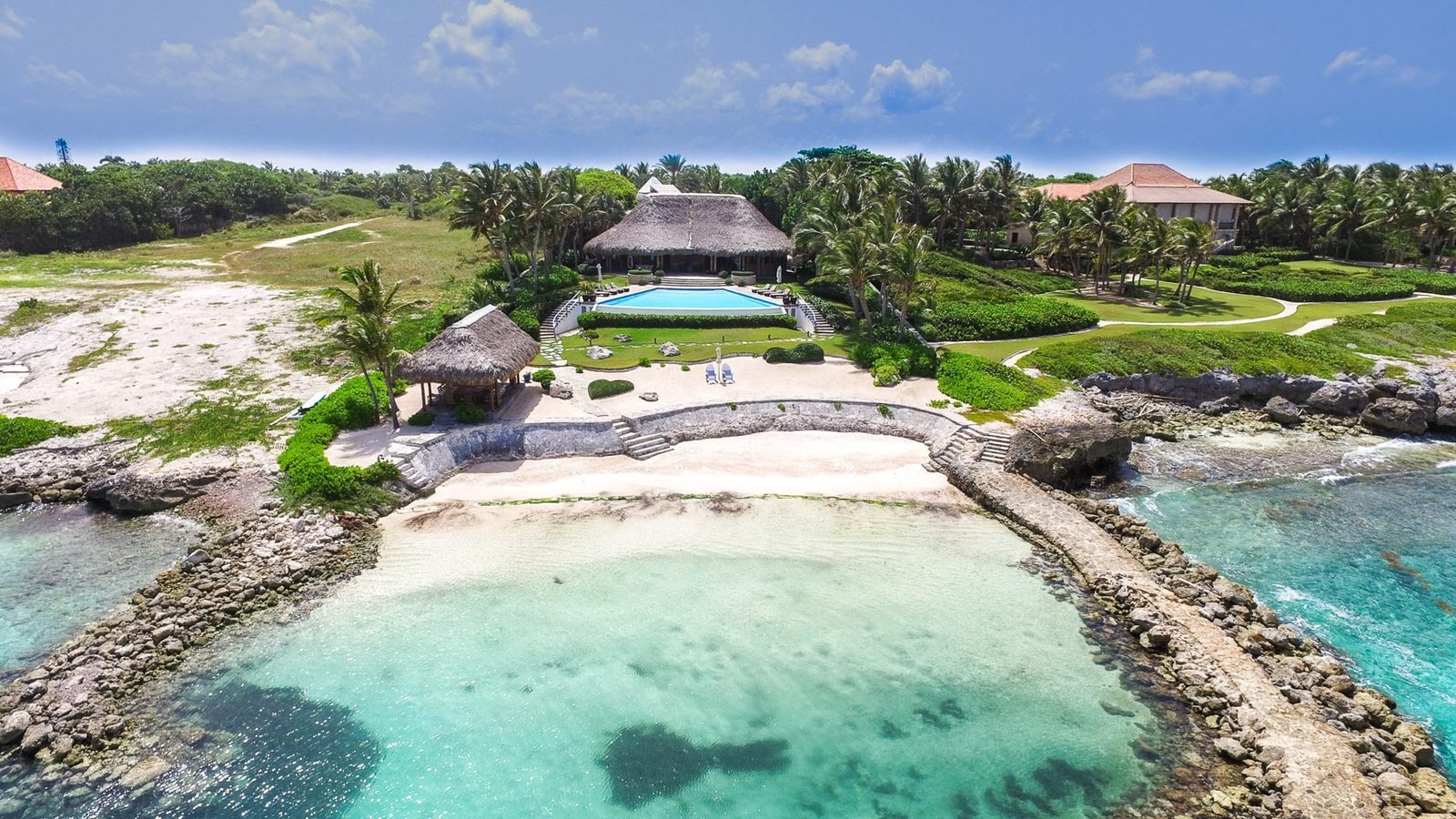 Villa Corales Beachfront With Private Beach In Exclusive Resort – DOM001